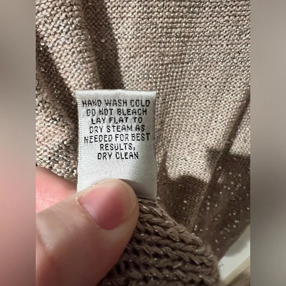 WD NY sweater top with sequins sz 1X. - Picture 6 of 6